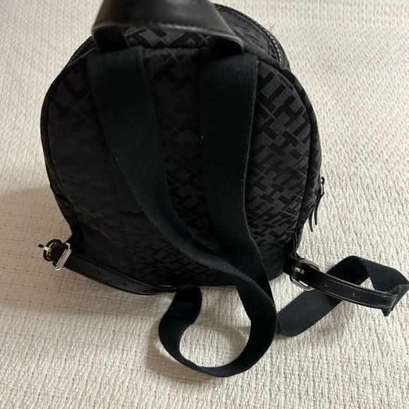Tommy Hilfiger Black Mini Backpack Purse - Picture 2 of 7